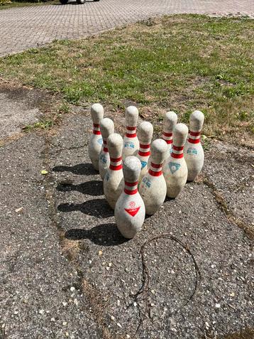 Bowling pin vintage beschikbaar voor biedingen