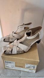 Alexandria volledig leren schoenen mt 36 zilver wit hak, Alexandria, Wit, Gedragen, Sandalen of Muiltjes