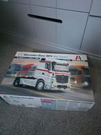 Italeri Mercedes-Benz MP4 Big Space Bouwdoos, Ophalen of Verzenden