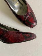 i525 Attica: maat 38,5 leren pumps schoenen hak d-rood/zwart, Attica, Zwart, Ophalen of Verzenden, Zo goed als nieuw