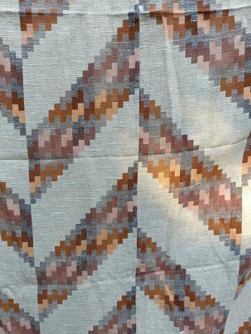 Vintage gordijn in zig zag patroon B: 2,30 x L: 2,50 (GM2) beschikbaar voor biedingen