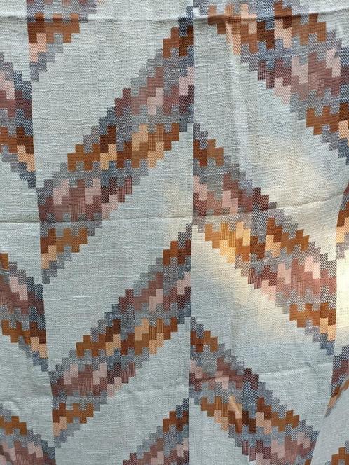 Vintage gordijn in zig zag patroon B: 2,30 x L: 2,50 (GM2), Huis en Inrichting, Stoffering | Gordijnen en Lamellen, Gebruikt, 200 cm of meer