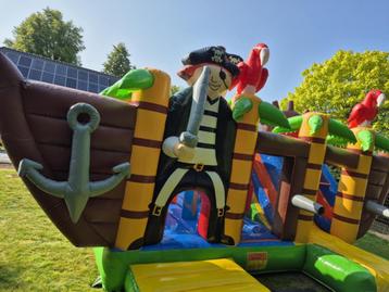 Nieuw Springkasteel Piratenboot incl blower beschikbaar voor biedingen