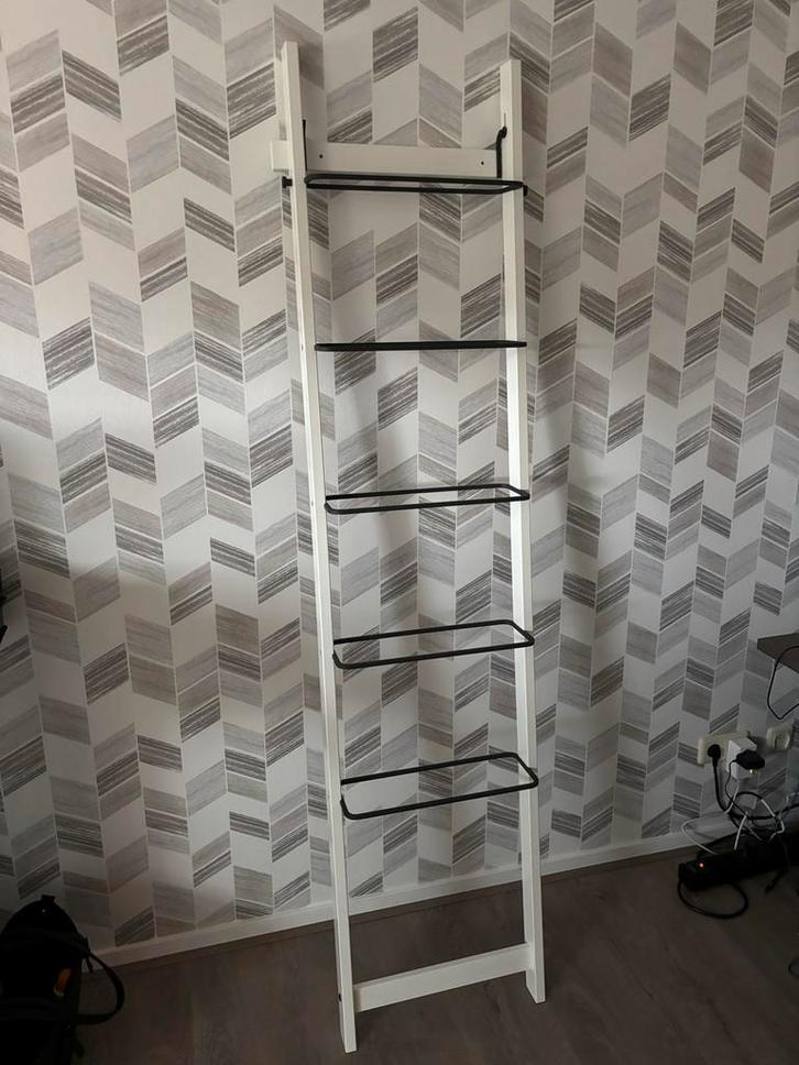 Decoratieve ladderrek - Stijlvol en praktisch!, Huis en Inrichting, Woonaccessoires | Wandplanken en Boekenplanken, Zo goed als nieuw