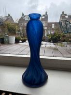 Art Deco Kobalt Blauwe Vaas met Spiraal Design, Huis en Inrichting, Blauw, Ophalen of Verzenden, Info@vaas.nl, Minder dan 50 cm