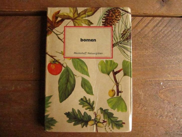 Vintage bomengids: Bomen - Meulenhoff natuurgidsen - 1965, Hobby en Vrije tijd, Scrapbooking, Gebruikt, Album of Boek, Overige merken