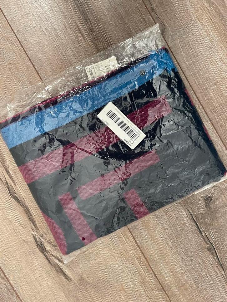 Nieuwe Esprit Sjaal, Kleding | Dames, Mutsen, Sjaals en Handschoenen, Nieuw, Ophalen of Verzenden