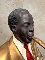 Groot polyester Charlie Parker beeld, saxofoon 104 cm, Ophalen of Verzenden, Zo goed als nieuw, Mens