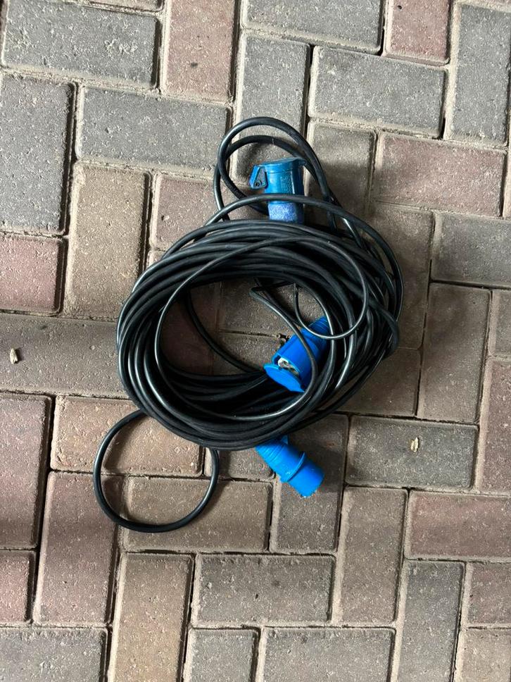 Kampeer verlengsnoeren, Caravans en Kamperen, Kampeeraccessoires, Zo goed als nieuw, Ophalen of Verzenden