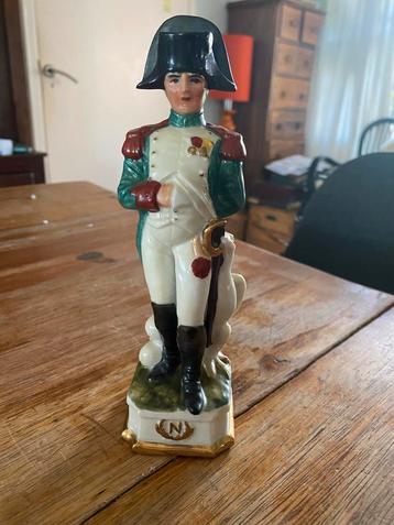 Porseleinen Beeldje Napoleon Bonaparte keizer L’empereur beschikbaar voor biedingen