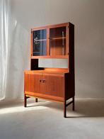Teak vitrinekast wandkast jaren 60 vintage design uit Zweden, Met deur(en), Ophalen of Verzenden, Zo goed als nieuw, Glas