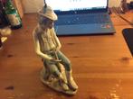 casades spanish porcelain beeldje jager. geweer gelijmd 21cm, Verzamelen, Ophalen of Verzenden, Gebruikt, Mens