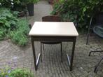 Schooltafeltje met stoel uit jaren ‘80, Ophalen, Gebruikt