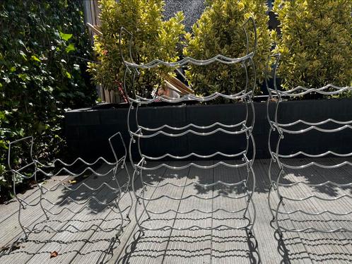 Stapelbaar wijnrek. Kan ook uit elkaar., Huis en Inrichting, Woonaccessoires | Wijnrekken, Zo goed als nieuw, 25 flessen of meer