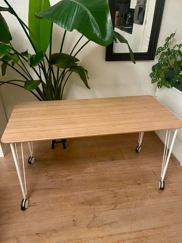 High quality Bamboo Desk on Rolls beschikbaar voor biedingen