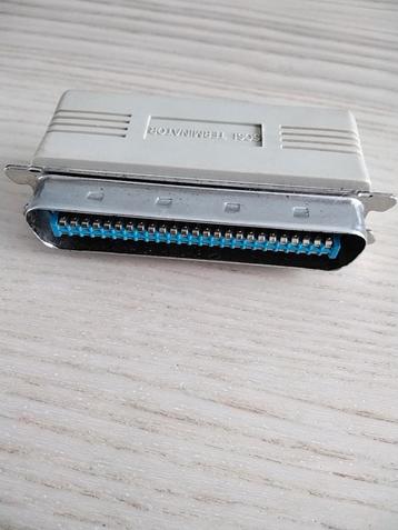 SCSI terminator beschikbaar voor biedingen