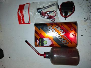 Rc auto brandstof set, fuel + gloeiplug set. beschikbaar voor biedingen