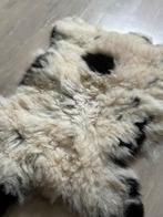 Mooie zwart-witte schapenvacht, Wit, Zo goed als nieuw, Overige vormen, 50 tot 100 cm