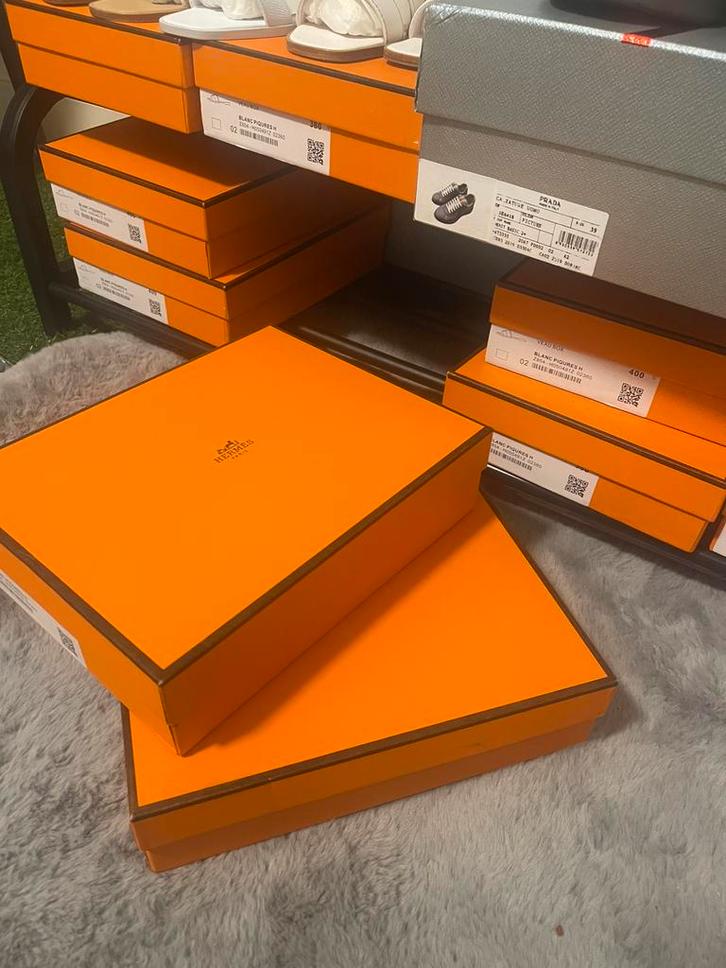Hermès Oran Sandals, Kleding | Dames, Schoenen, Zo goed als nieuw, Sandalen of Muiltjes, Wit, Verzenden
