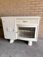 Brocant vintage dressoir kastje theekastje glas in lood hout, Huis en Inrichting, Kasten | Dressoirs, Ophalen, Gebruikt, 100 tot 150 cm