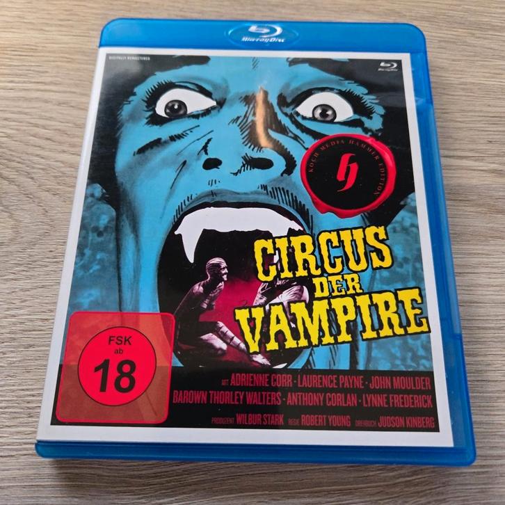 Vampire Circus (Blu-ray, IMPORT), Cd's en Dvd's, Blu-ray, Zo goed als nieuw, Horror, Ophalen of Verzenden