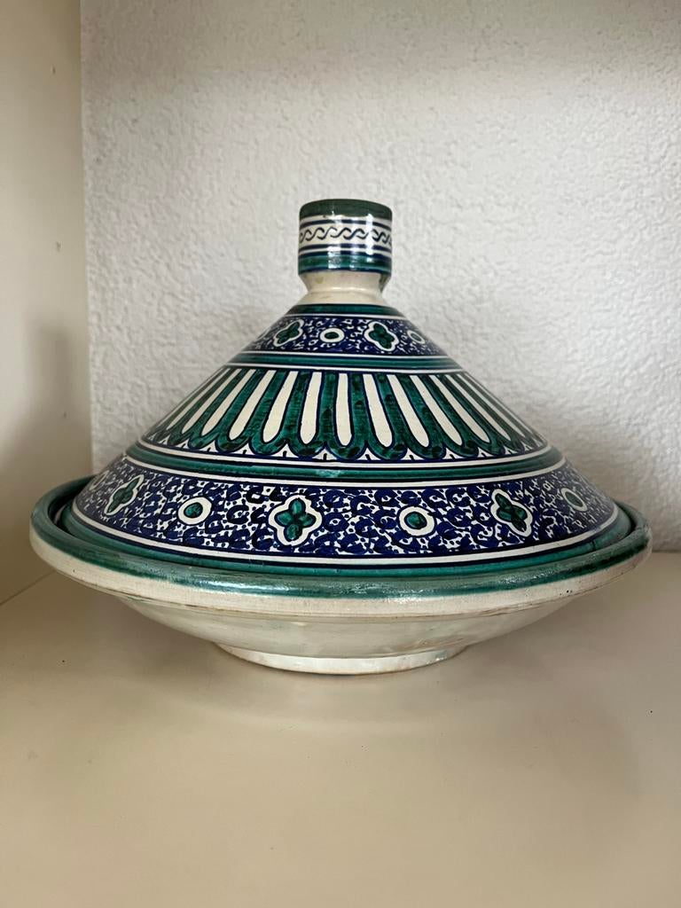 Tajine schaal met deksel - Marokkaans aardewerk, Porselein of Keramiek, Schaal, Rond, Ophalen of Verzenden