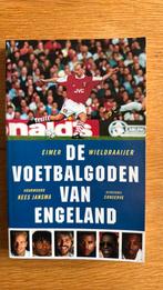 E. Wieldraaijer - De voetbalgoden van Engeland, Nieuw, Ophalen of Verzenden, Balsport, E. Wieldraaijer