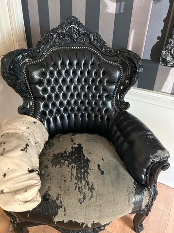 Zwarte Stoel - Opknapper! beschikbaar voor biedingen