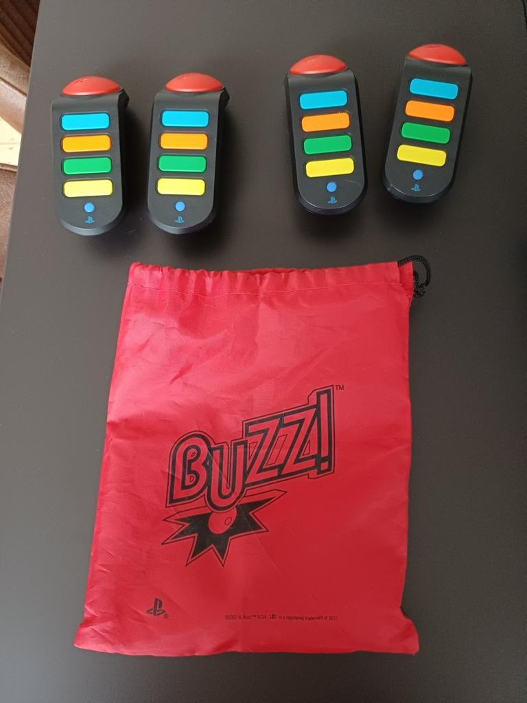 4 draadloze buzzers voor buzz spel play station, Spelcomputers en Games, Games | Sony PlayStation 3, 3 spelers of meer, Ophalen of Verzenden