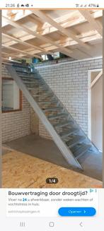 Stevige stalen trap, Doe-het-zelf en Verbouw, Ladders en Trappen, Ophalen, Gebruikt, 2 tot 4 meter