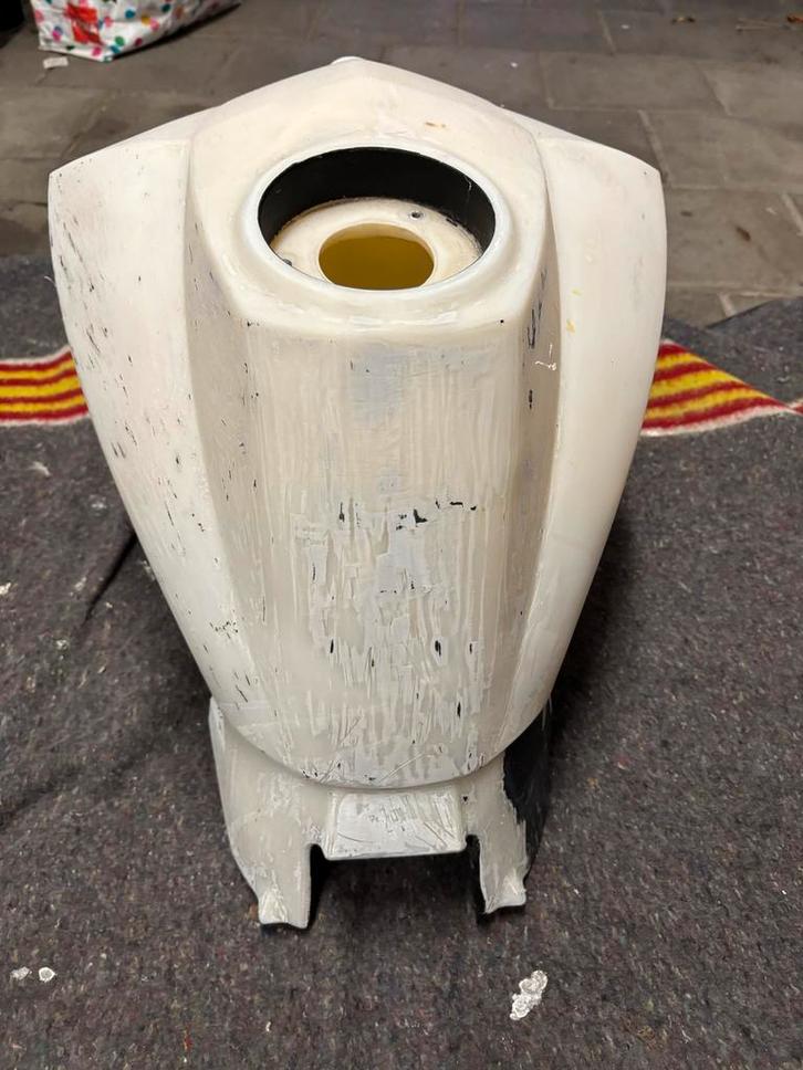 KTM SuperDuke 990 Brandstoftank 2005 - Project, Motoren, Onderdelen | Overige, Gebruikt, Ophalen of Verzenden