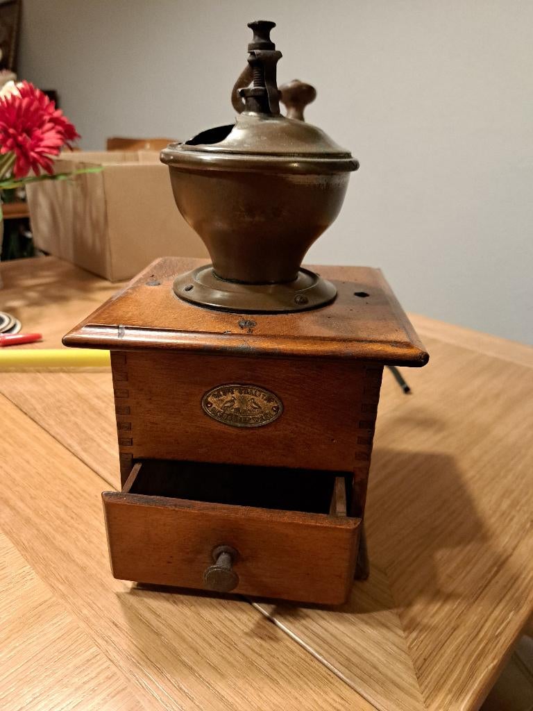 koffiemolen oud, Antiek en Kunst, Antiek | Keukenbenodigdheden, Ophalen of Verzenden