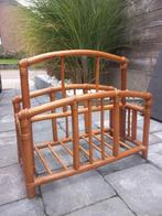 Vintage rotan krantenhouder, Ophalen, Gebruikt