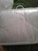 2 Dekbedden 140x200 cm - Weinig gebruikt, gewassen, Eenpersoons, Wit, Ophalen of Verzenden, Deken of Dekbed