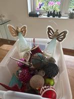 Doosje met verschillende kerstballen, Diversen, Kerst, Ophalen