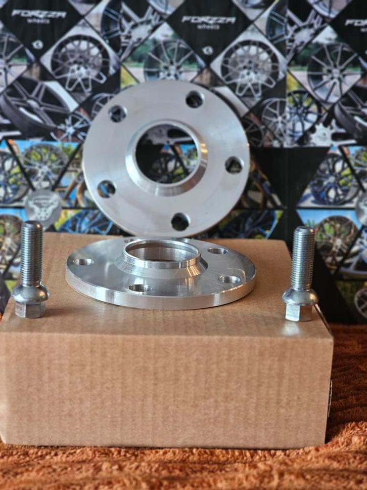 Spoorverbreders spacers vw Golf 8 5x112 57,1  10mm, Auto diversen, Tuning en Styling, Ophalen of Verzenden