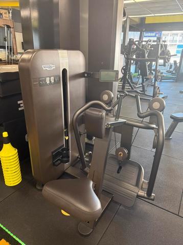Technogym Artis low row beschikbaar voor biedingen