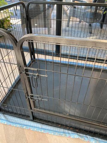 Hondenbench puppy bench kittenbench puppybench beschikbaar voor biedingen