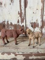 Oude koe en schaap in flockvacht, Ophalen of Verzenden