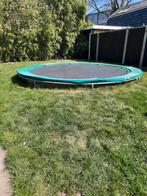 Trampoline (Elfje), Ophalen, Gebruikt