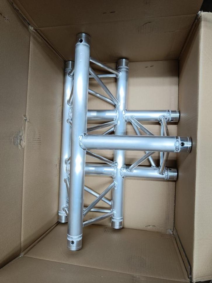 NIEUW 4x X30D Prolyte C017 T-stuk, Muziek en Instrumenten, Licht en Laser, Nieuw, Overige typen, Ophalen