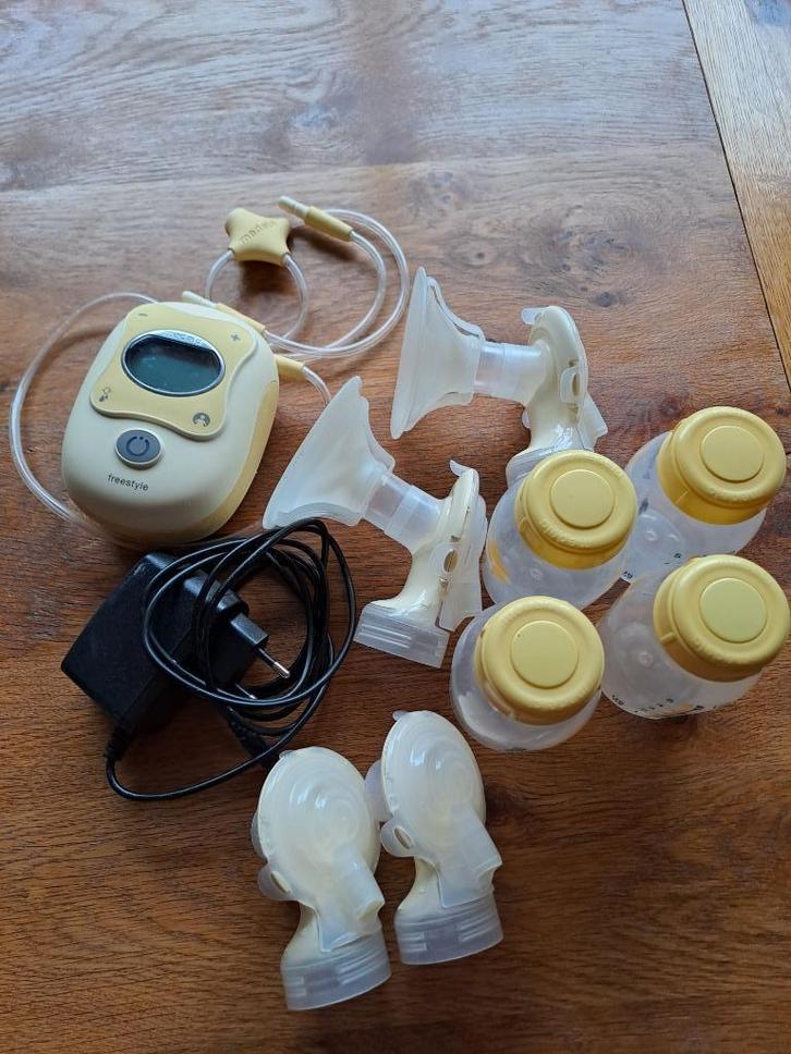 Medela Freestyle mobiele borstkolf, Kinderen en Baby's, Babyvoeding en Toebehoren, Gebruikt, Borstkolf, Ophalen