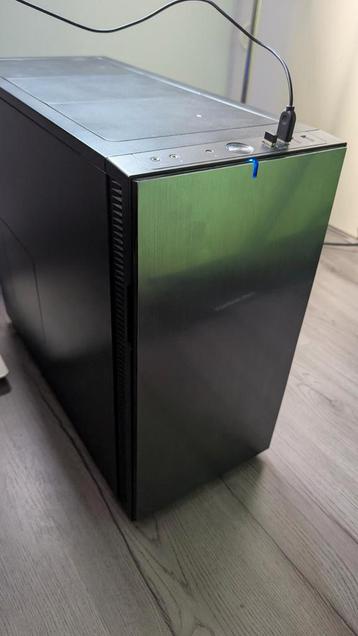Desktop i7 5th gen. Gtx980. 32gb Ram beschikbaar voor biedingen