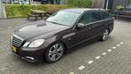 Mercedes-Benz E-Klasse Estate 300 CDI Avantgarde (bj 2010), Auto's, Mercedes-Benz, Automaat, Euro 5, Achterwielaandrijving, Gebruikt