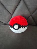Pokémon Pokéball gehaakt, Hobby en Vrije tijd, Verzamelkaartspellen | Pokémon, Ophalen of Verzenden, Nieuw, Overige typen