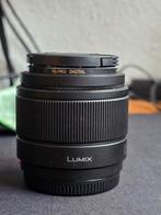 Panasonic Lumix G 25mm F/1.7 ASPH | B+W 46 010 UV-Haze Filte, Ophalen of Verzenden, Zo goed als nieuw, Telelens