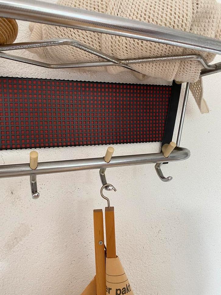 Vintage PILASTRO design wandkapstok jaren ‘50 73cm  L, Huis en Inrichting, Woonaccessoires | Kapstokken, Gebruikt, Wandkapstok