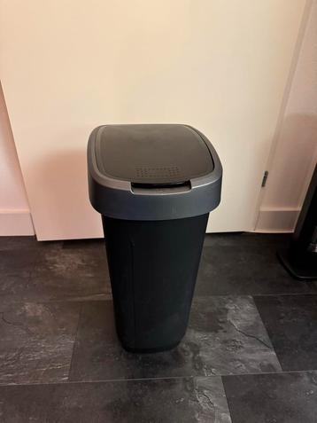 Nette prullenbak - 60x40x30cm beschikbaar voor biedingen