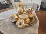 Porselein servies goudkleurig, Antiek en Kunst, Ophalen of Verzenden