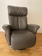 Meubelzorg relax fauteuil elektrisch met sta op functie, Huis en Inrichting, Fauteuils, Ophalen, Zo goed als nieuw, 50 tot 75 cm